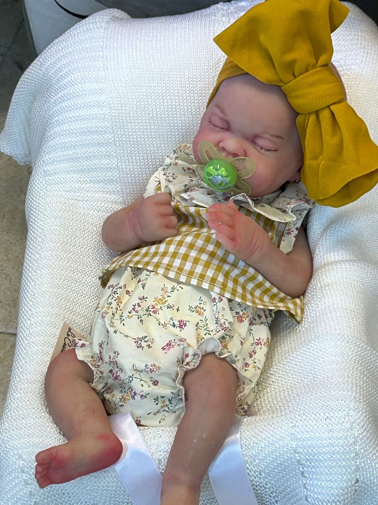 Nuria muñeca reborn de silicona - Imagen 3