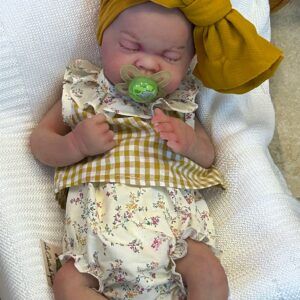 Nuria muñeca reborn de silicona